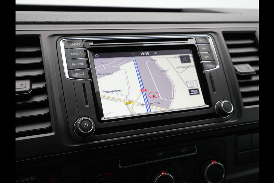 Volkswagen Transporter 2.0 TDI L2H1 Trendline 102pk Navigatie Camera Cruise Kunstleder 2x Schuifdeur