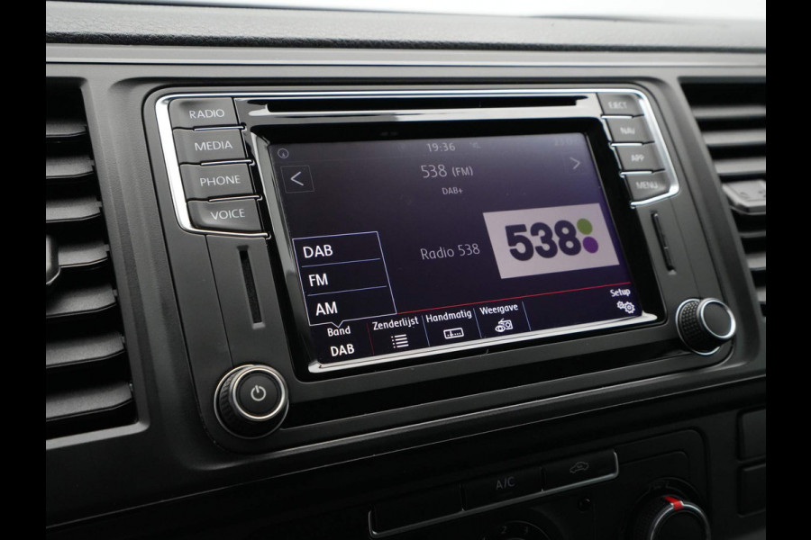 Volkswagen Transporter 2.0 TDI L2H1 Trendline 102pk Navigatie Camera Cruise Kunstleder 2x Schuifdeur