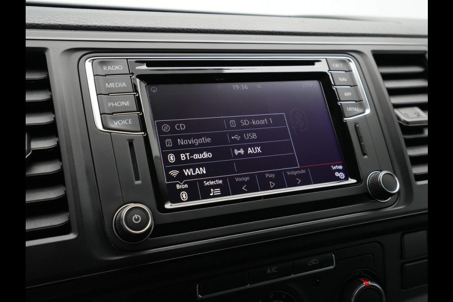 Volkswagen Transporter 2.0 TDI L2H1 Trendline 102pk Navigatie Camera Cruise Kunstleder 2x Schuifdeur