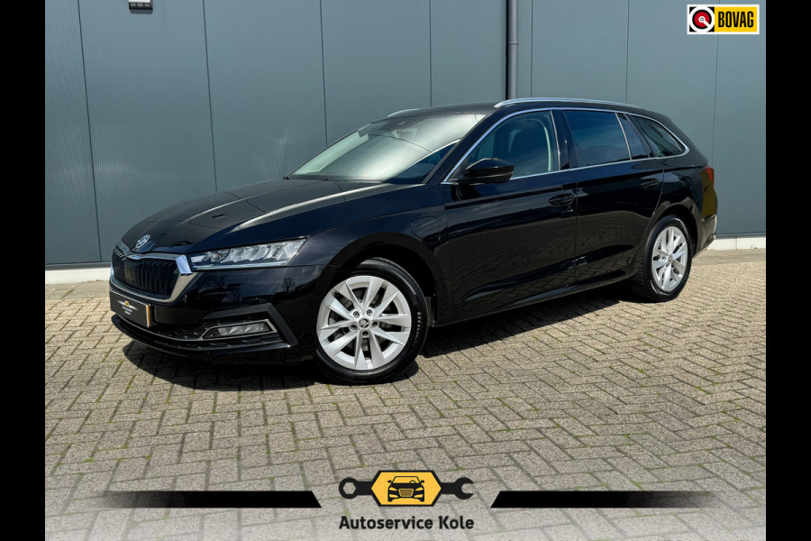 Škoda Octavia Combi 1.4 TSI iV * Style * Stoelverw * Digitale teller * Cruise *