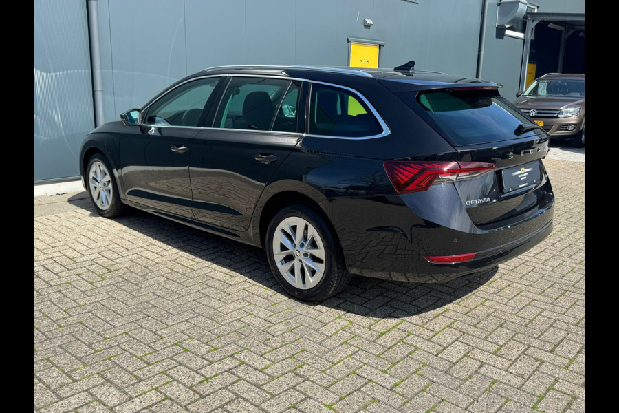 Škoda Octavia Combi 1.4 TSI iV * Style * Stoelverw * Digitale teller * Cruise *