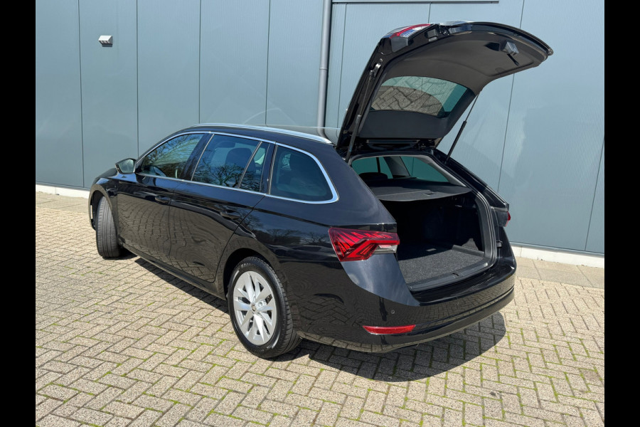 Škoda Octavia Combi 1.4 TSI iV * Style * Stoelverw * Digitale teller * Cruise *