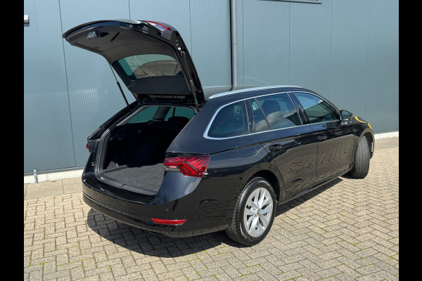 Škoda Octavia Combi 1.4 TSI iV * Style * Stoelverw * Digitale teller * Cruise *