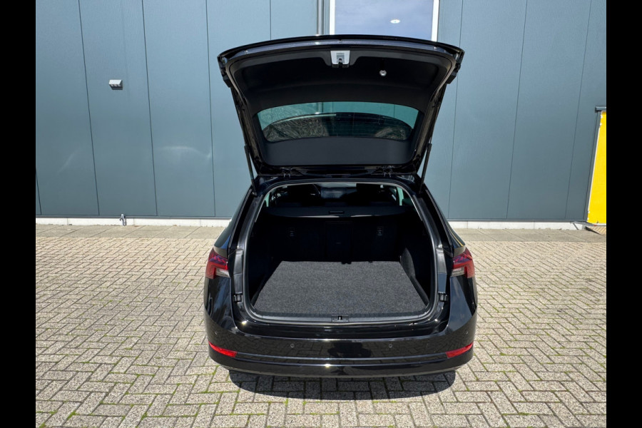 Škoda Octavia Combi 1.4 TSI iV * Style * Stoelverw * Digitale teller * Cruise *