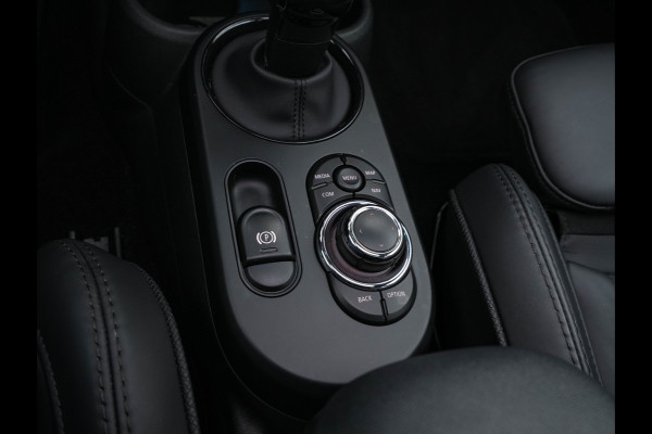 MINI Mini Electric Classic Premium Plus-Pack 33 kWh [ 3-Fase ] (INCL-BTW) Aut. *PANO | FULL-LEATHER | FULL-LED | HARMAN/KARDON-AUDIO | KEYLESS | CAMERA | SPORT-SEATS | NAVI-FULLMAP  | ECC | AMBIENT-LIGHT | DAB | DIGI-COCKPIT | PDC | 17"ALU*
