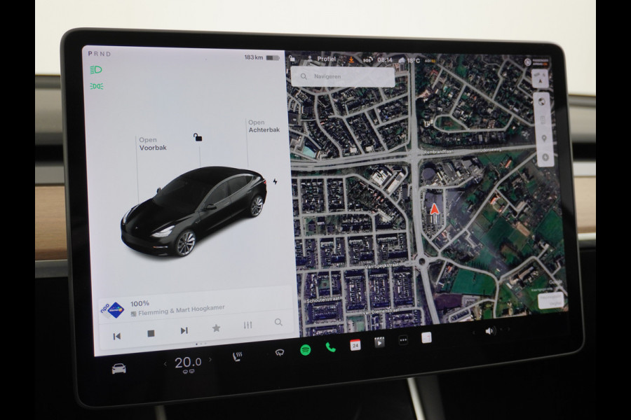 Tesla Model 3 RWD SR+ 60kWh 325PK Trekhaak Lmv 19" AutoPilot FSD-3 Comp. Premium Luidsprekers Leder PanoDak Adaptive-Cruise Camera's Elektr.-S Navi LED Comfortstoelen ACC DAB Voorverwarmen interieur en Keyless via App One-Pedal-Drive Origineel Nederlandse auto tot 11kw laden thuis! Garantie Accu tot 05-12-2027 max 160.000km 1.584kg licht! 1.000kg trekvermogen