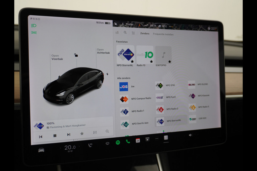 Tesla Model 3 RWD SR+ 60kWh 325PK Trekhaak Lmv 19" AutoPilot FSD-3 Comp. Premium Luidsprekers Leder PanoDak Adaptive-Cruise Camera's Elektr.-S Navi LED Comfortstoelen ACC DAB Voorverwarmen interieur en Keyless via App One-Pedal-Drive Origineel Nederlandse auto tot 11kw laden thuis! Garantie Accu tot 05-12-2027 max 160.000km 1.584kg licht! 1.000kg trekvermogen
