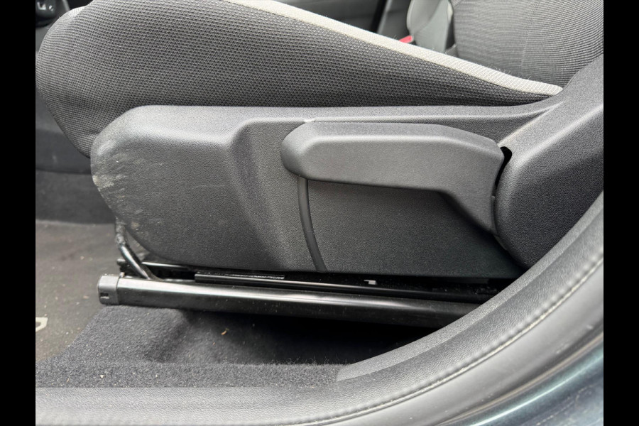 Toyota Aygo 1.0 VVT-i 72pk X-Play | Eerste eigenaar, Apple CarPlay/Android Auto, Parkeercamera, Bluetooth, Stuurbediening