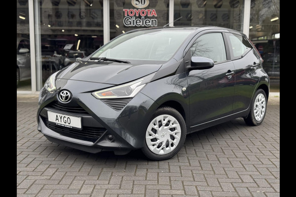 Toyota Aygo 1.0 VVT-i 72pk X-Play | Eerste eigenaar, Apple CarPlay/Android Auto, Parkeercamera, Bluetooth, Stuurbediening