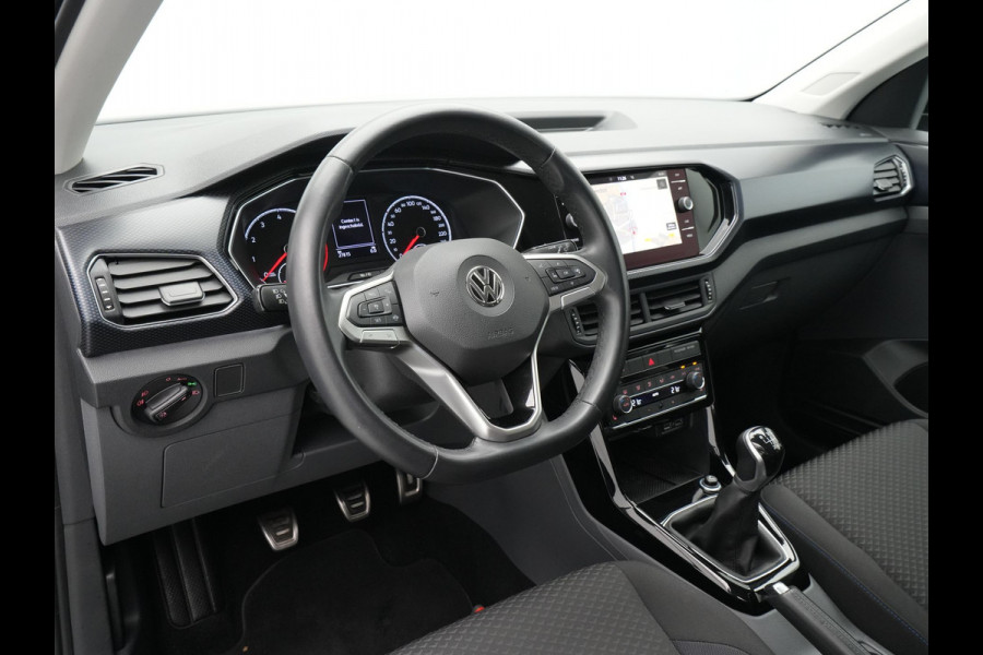 Volkswagen T-Cross 1.0 TSI 115pk R Line United Acc Clima Side Assist Stoelverwarming PDC Camera 159