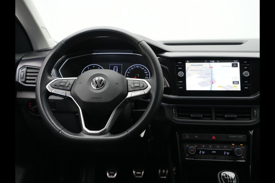 Volkswagen T-Cross 1.0 TSI 115pk R Line United Acc Clima Side Assist Stoelverwarming PDC Camera 159