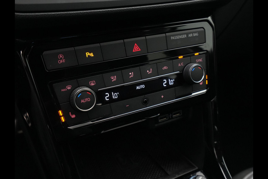 Volkswagen T-Cross 1.0 TSI 115pk R Line United Acc Clima Side Assist Stoelverwarming PDC Camera 159