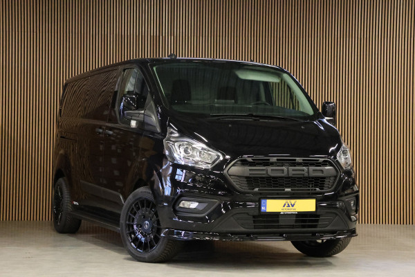 Ford Transit Custom 300 2.0 TDCI L2H1 Raptor Edition | 6.500 KM | BPM VRIJ | CarPlay | Lane Assist | DAB | Cruise control | PDC V+A | 3-Zitter | Betimmering | Nieuwe APK | Fabrieksgarantie