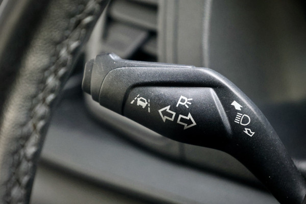Ford Transit Custom 300 2.0 TDCI L2H1 Raptor Edition | 6.500 KM | BPM VRIJ | CarPlay | Lane Assist | DAB | Cruise control | PDC V+A | 3-Zitter | Betimmering | Nieuwe APK | Fabrieksgarantie