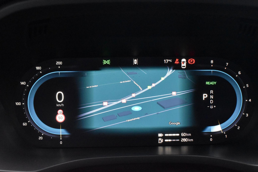 Volvo XC60 T6 350PK Automaat Plug-in hybrid AWD Plus Dark / Driver Assist / Climate pack / Panoramadak / Google services