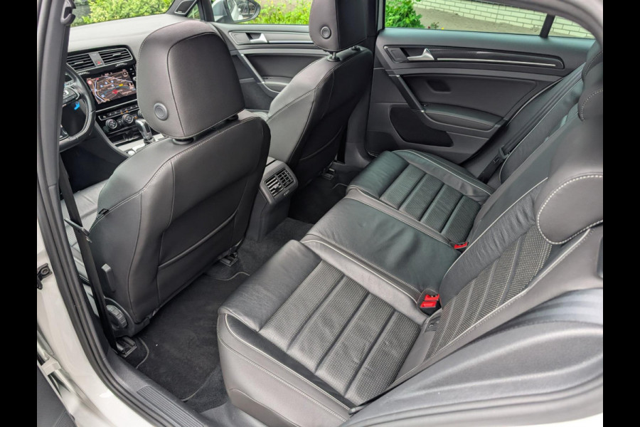 Volkswagen Golf 2.0 TSI 4Motion R