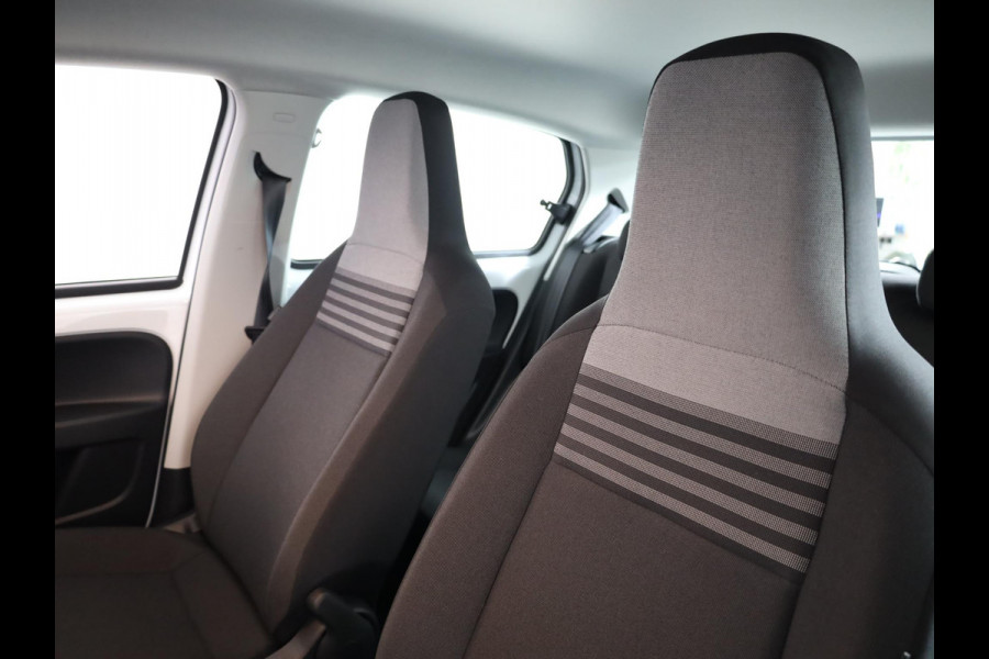 Volkswagen up! 1.0 65 pk | Verlengde garantie | Navigatie via App | Autom. airco | Cruise control | Parkeersensoren achter | Achteruitrijcamera |