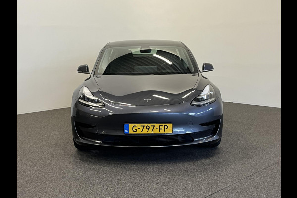 Tesla Model 3 Standard RWD Plus 60 kWh Autopilot Navi Full LED Leder Panoramadak 19" Sport Wheels PDC VA + Camera Slechts 37000 km!