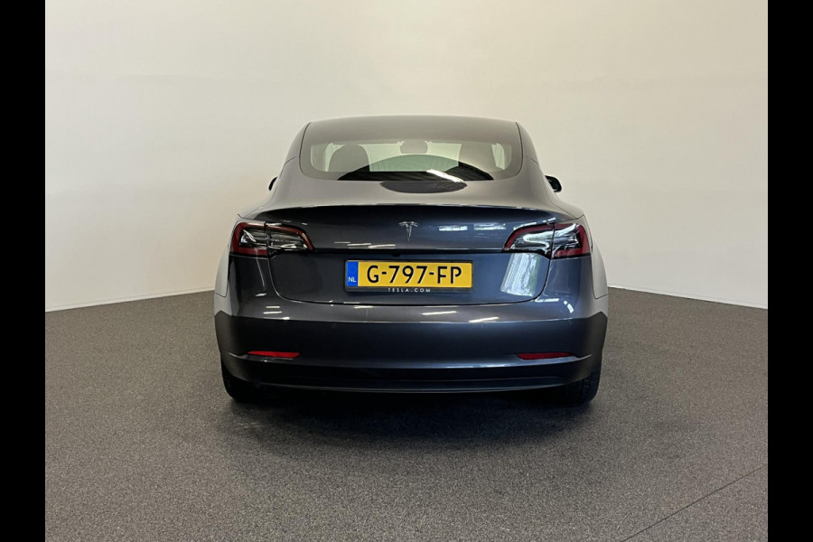 Tesla Model 3 Standard RWD Plus 60 kWh Autopilot Navi Full LED Leder Panoramadak 19" Sport Wheels PDC VA + Camera Slechts 37000 km!