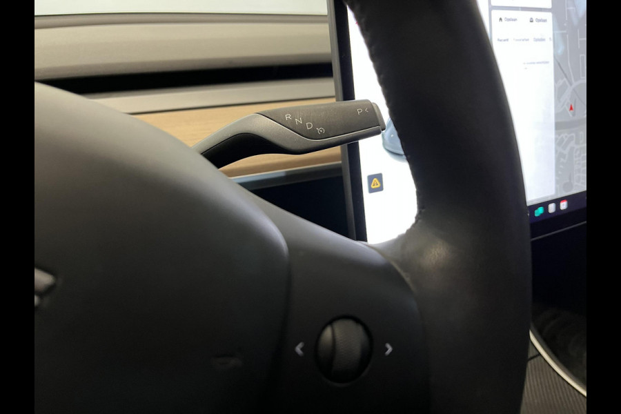Tesla Model 3 Standard RWD Plus 60 kWh Autopilot Navi Full LED Leder Panoramadak 19" Sport Wheels PDC VA + Camera Slechts 37000 km!