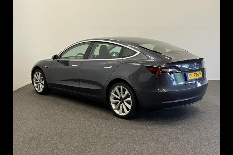 Tesla Model 3 Standard RWD Plus 60 kWh Autopilot Navi Full LED Leder Panoramadak 19" Sport Wheels PDC VA + Camera Slechts 37000 km!