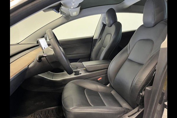 Tesla Model 3 Standard RWD Plus 60 kWh Autopilot Navi Full LED Leder Panoramadak 19" Sport Wheels PDC VA + Camera Slechts 37000 km!