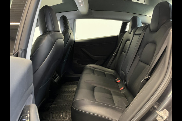 Tesla Model 3 Standard RWD Plus 60 kWh Autopilot Navi Full LED Leder Panoramadak 19" Sport Wheels PDC VA + Camera Slechts 37000 km!