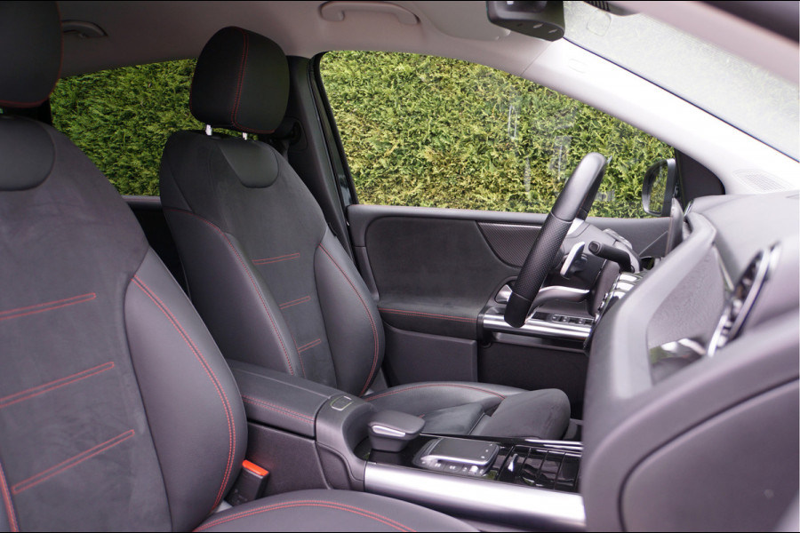 Mercedes-Benz B-Klasse B 250 e AMG line | Keyless Night Trekhaak
