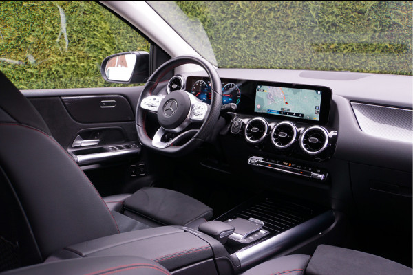 Mercedes-Benz B-Klasse B 250 e AMG line | Keyless Night Trekhaak