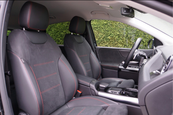 Mercedes-Benz B-Klasse B 250 e AMG line | Keyless Night Trekhaak