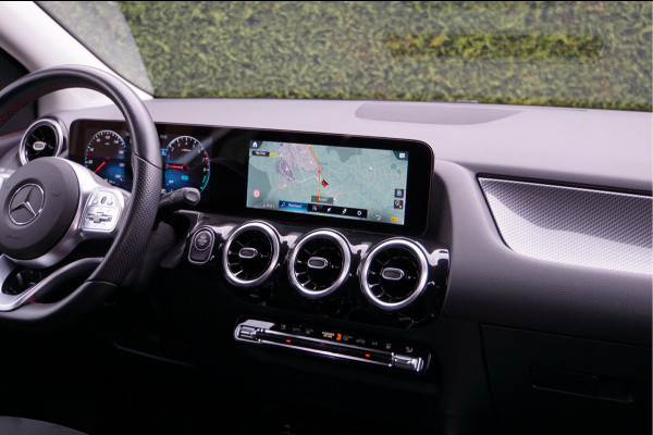 Mercedes-Benz B-Klasse B 250 e AMG line | Keyless Night Trekhaak