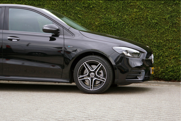 Mercedes-Benz B-Klasse B 250 e AMG line | Keyless Night Trekhaak