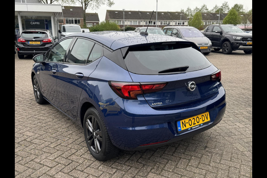 Opel Astra 1.2 Design & Tech 110pk Achteruitrijcamera | Dodehoeksensoren | Lichtmetaal | Navigatie