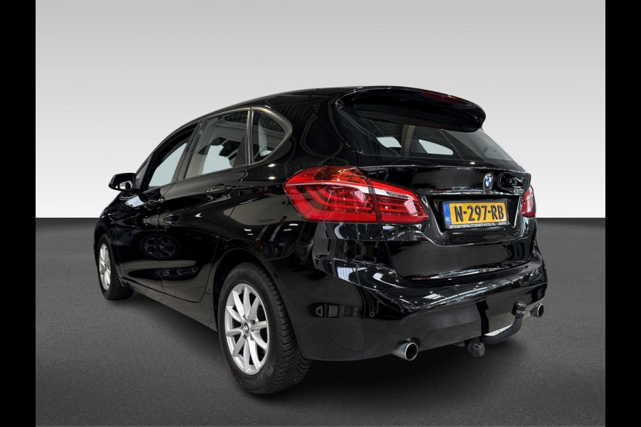 BMW 2 Serie Active Tourer 220i Executive  192PK | trekhaak | 1500kg trekvermogen
