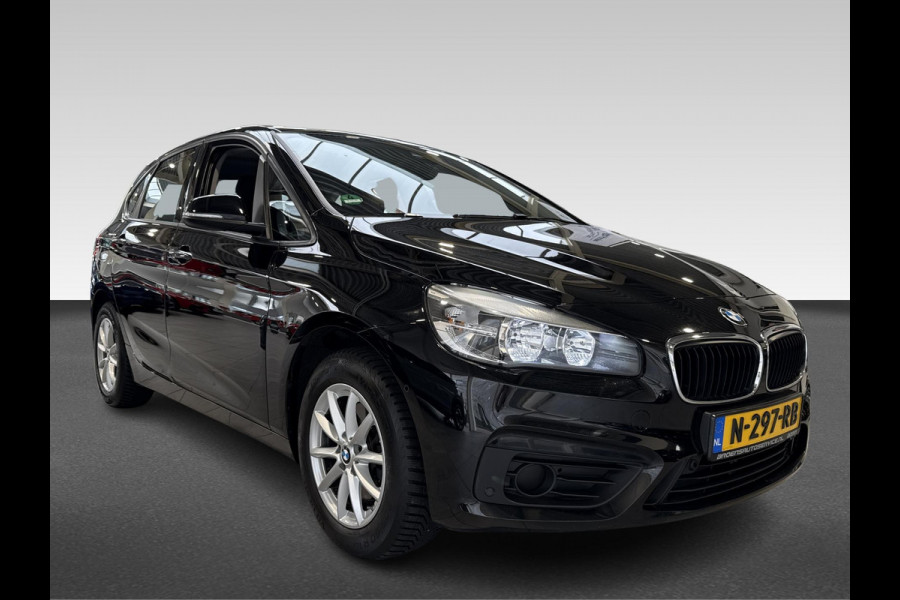 BMW 2 Serie Active Tourer 220i Executive  192PK | trekhaak | 1500kg trekvermogen