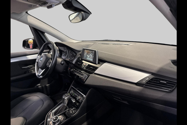 BMW 2 Serie Active Tourer 220i Executive  192PK | trekhaak | 1500kg trekvermogen