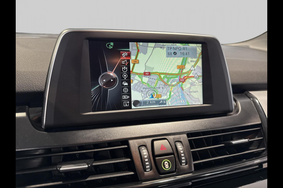 BMW 2 Serie Active Tourer 220i Executive  192PK | trekhaak | 1500kg trekvermogen