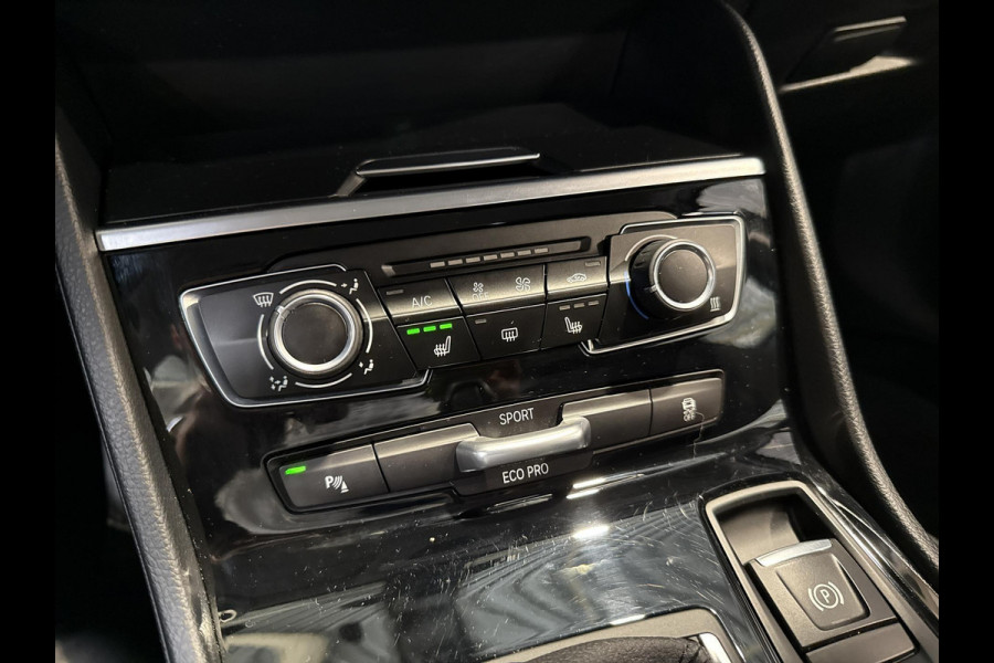 BMW 2 Serie Active Tourer 220i Executive  192PK | trekhaak | 1500kg trekvermogen