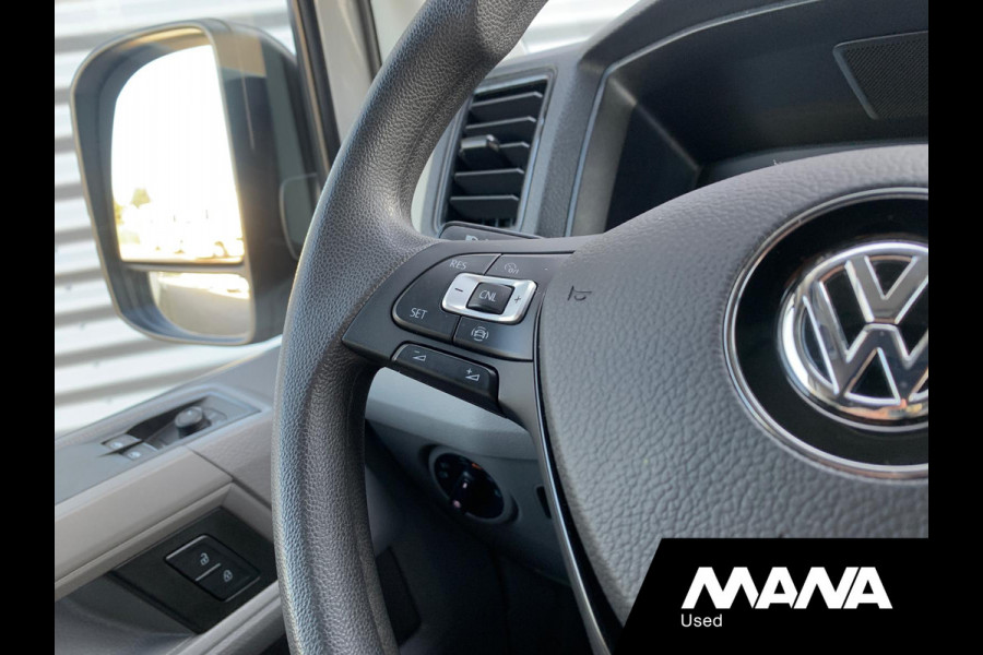Volkswagen Crafter 35 2.0 3.140 140pkTDI L3H3 RWD Airco Navi 360Sensoren CarPlay Camera Cruise VoorruitVerwarming 12V Dashcam DIN