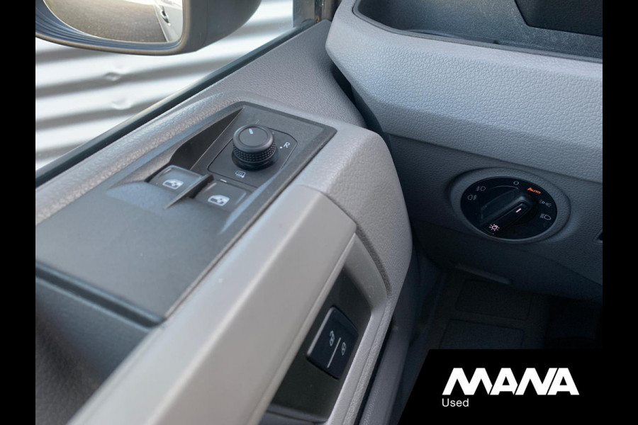 Volkswagen Crafter 35 2.0 3.140 140pkTDI L3H3 RWD Airco Navi 360Sensoren CarPlay Camera Cruise VoorruitVerwarming 12V Dashcam DIN