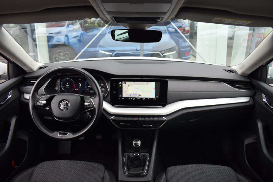 Škoda Octavia Combi 1.5 TSI First Edition | 150 PK | CarPlay | Virtual | Stoelverw.