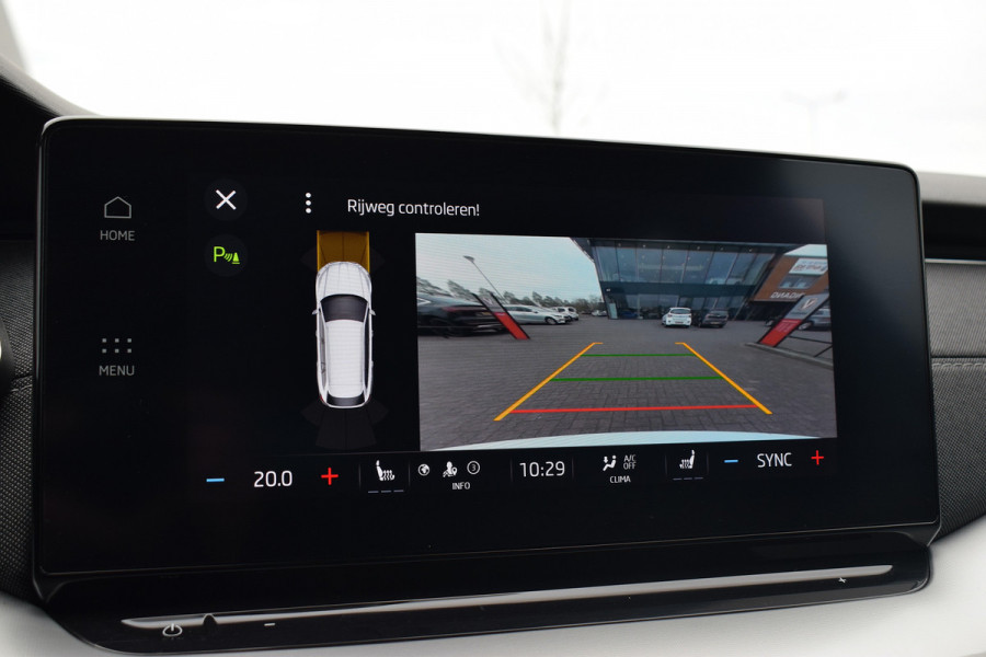 Škoda Octavia Combi 1.5 TSI First Edition | 150 PK | CarPlay | Virtual | Stoelverw.