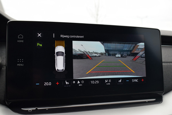 Škoda Octavia Combi 1.5 TSI First Edition | 150 PK | CarPlay | Virtual | Stoelverw.