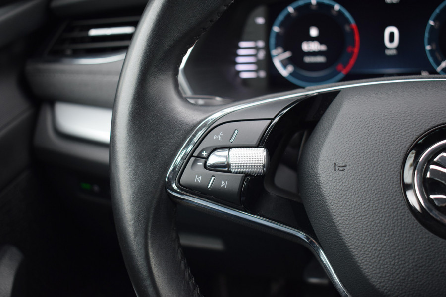 Škoda Octavia Combi 1.5 TSI First Edition | 150 PK | CarPlay | Virtual | Stoelverw.