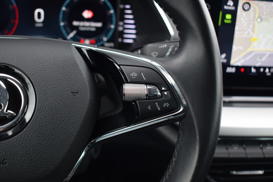 Škoda Octavia Combi 1.5 TSI First Edition | 150 PK | CarPlay | Virtual | Stoelverw.