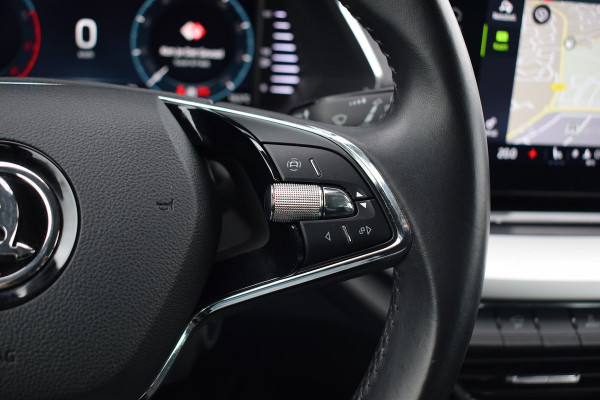 Škoda Octavia Combi 1.5 TSI First Edition | 150 PK | CarPlay | Virtual | Stoelverw.