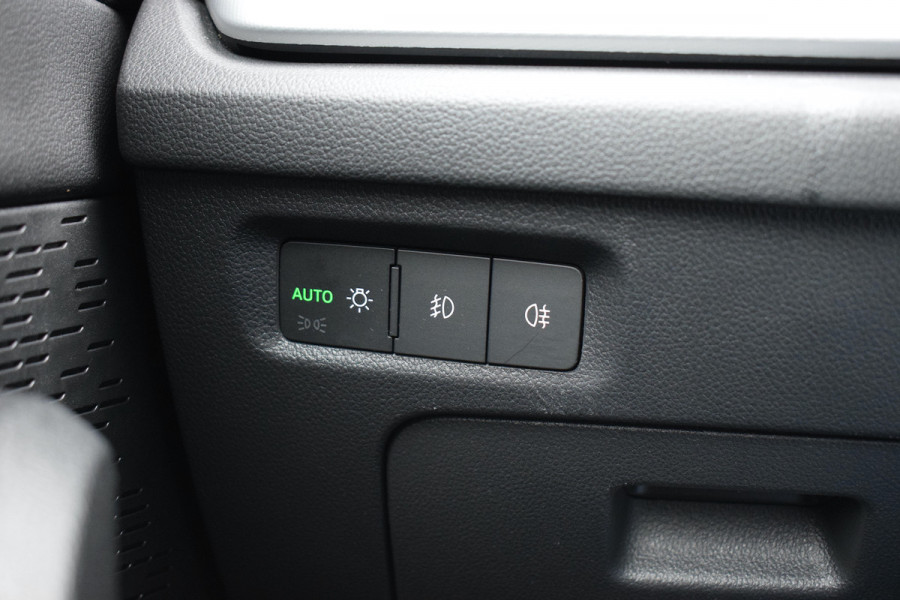 Škoda Octavia Combi 1.5 TSI First Edition | 150 PK | CarPlay | Virtual | Stoelverw.