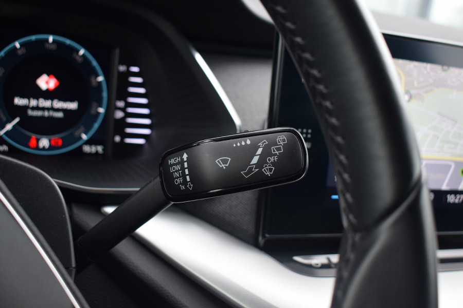 Škoda Octavia Combi 1.5 TSI First Edition | 150 PK | CarPlay | Virtual | Stoelverw.