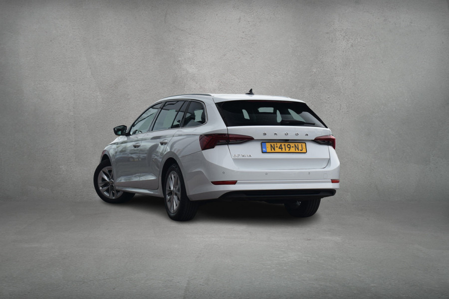 Škoda Octavia Combi 1.5 TSI First Edition | 150 PK | CarPlay | Virtual | Stoelverw.