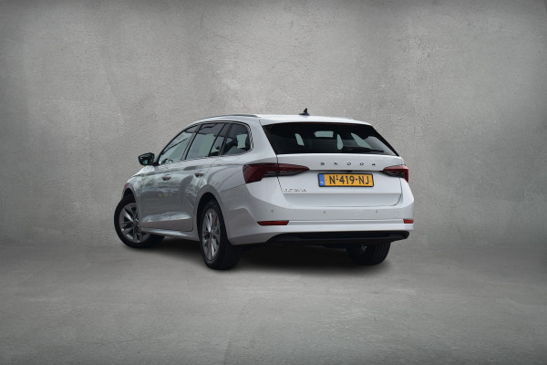 Škoda Octavia Combi 1.5 TSI First Edition | 150 PK | CarPlay | Virtual | Stoelverw.